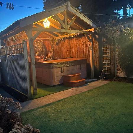 Acorn Cottage 奥勒顿 外观 照片